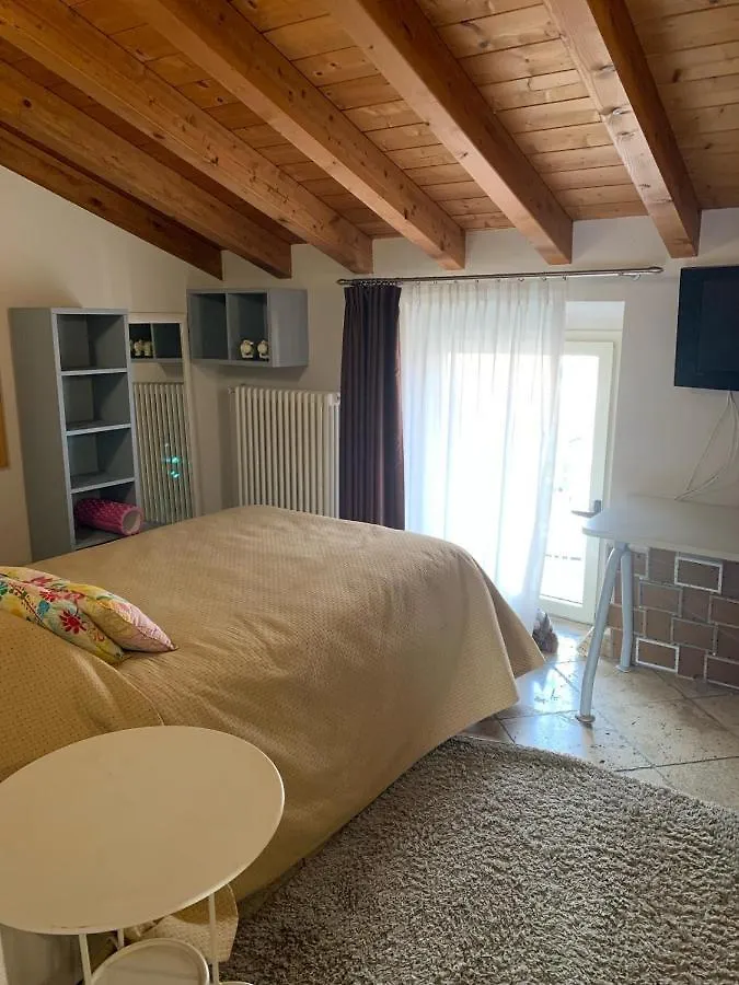 Farm stay Il Ghetto Farm Holiday Villa Soiano Del Lago Italy